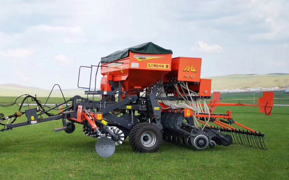 標(biāo)題：9BM-3.0型免耕補(bǔ)播改良機(jī)
瀏覽次數(shù)：28994
發(fā)表時(shí)間：2016-06-14