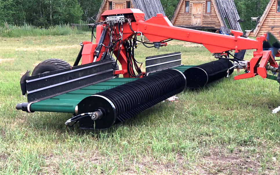 標(biāo)題：9JSC-7.0牧草撿拾集條機
瀏覽次數(shù)：84
發(fā)表時間：2023-12-12