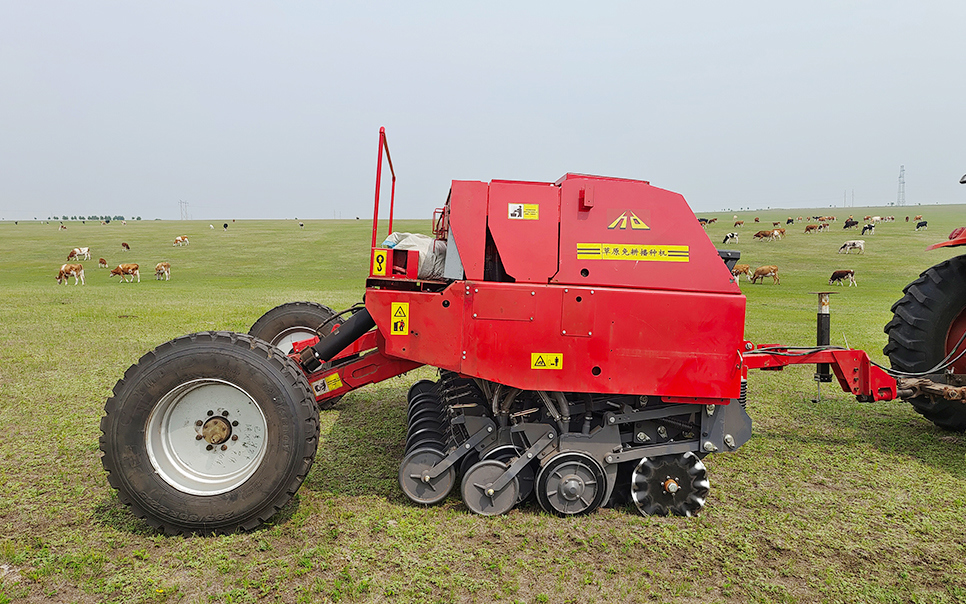 標(biāo)題：9BMC-19型草原免耕播種機(jī)
瀏覽次數(shù)：204
發(fā)表時(shí)間：2023-12-12