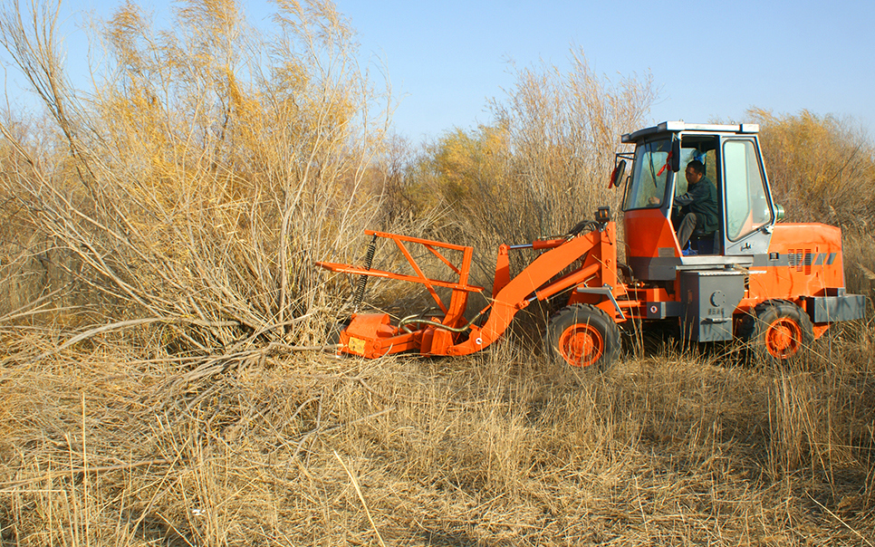 標(biāo)題：9GZ系列自走式灌木平茬收割機(jī)
瀏覽次數(shù)：92
發(fā)表時(shí)間：2023-12-12