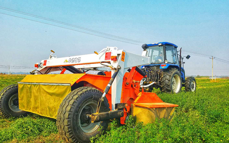 標題：9GBXQ-3.0型旋轉(zhuǎn)式切割壓扁機
瀏覽次數(shù)：116
發(fā)表時間：2023-12-12