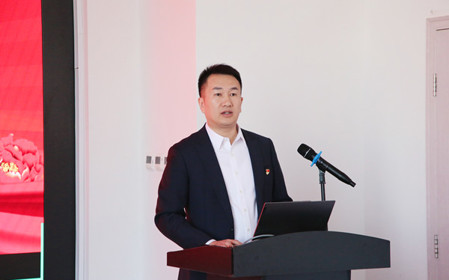 標(biāo)題：呼和浩特分院組織召開領(lǐng)導(dǎo)干部業(yè)務(wù)培訓(xùn)會(huì)暨領(lǐng)導(dǎo)干部講黨課
瀏覽次數(shù)：1256
發(fā)表時(shí)間：2024-12-26