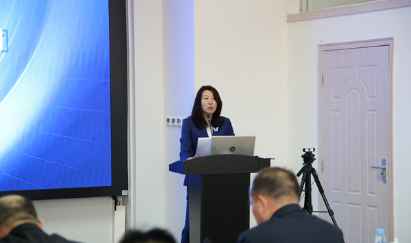 劉書記_副本.jpg 劉書記_副本.jpg